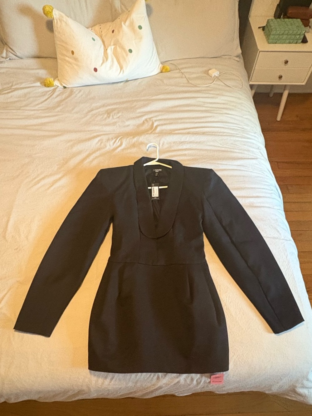 PrettyLittleThing Black Plunge Blazer Mini Dress - Picture 3 of 3